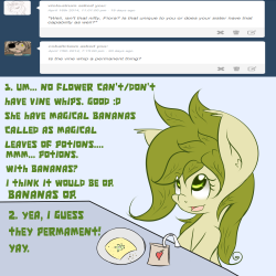 askflowertheplantponi:  Flora: *munch*  x3!