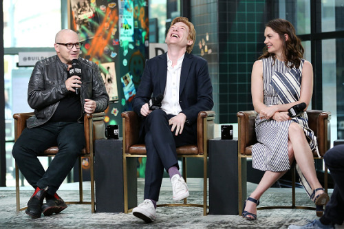 http://www.domhnallgleeson.com.br/domhnall-gleeson-e-entrevistado-no-buildseries-nyc-sobre-novo-film