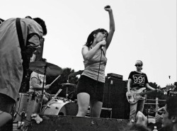 little-trouble-grrrl:  bikini kill performing in washington DC in 1992 