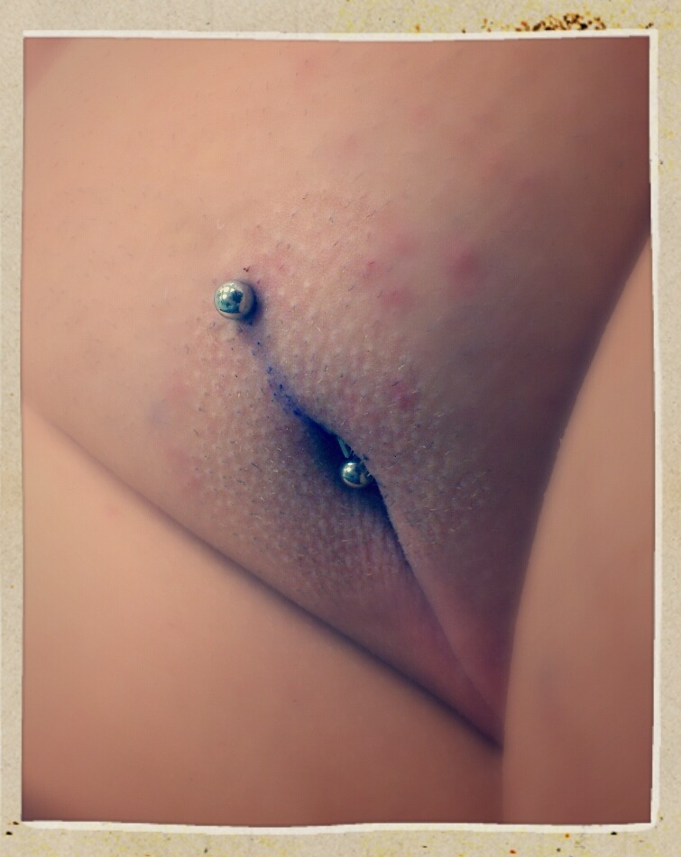 lolafmt:  Fresh Christina Piercing with L bar,  Thanks to my lovely customer for