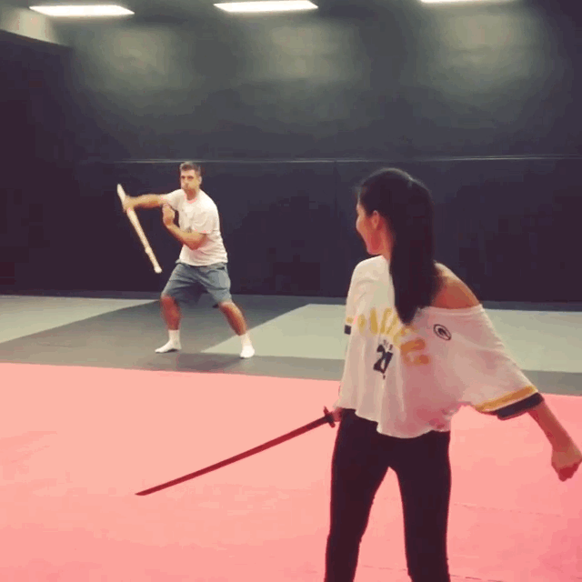 nomalez:  wearewakanda:  Olivia Munn/Psylocke Training for X:Men ApocalypseLike :