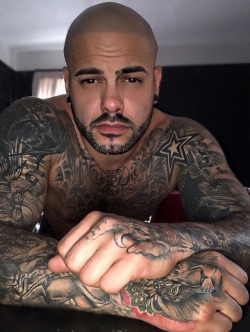 wonderman429:  This is the kind of man I want to marry! Handsome! Full of tattoos! Manly as fuck! Daddy as fuck!