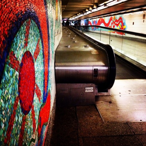 Lets play name that subway station! #art #underground #raw #subway #station #nyc #brooklyn #manhatta
