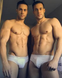 tripltap:  Gymspiration with Javier and Sergio