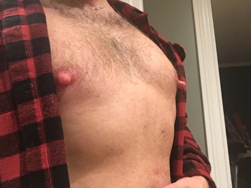 bearlvr69:#nipplepump, #bignips,#oxballs#,#nippleplay
