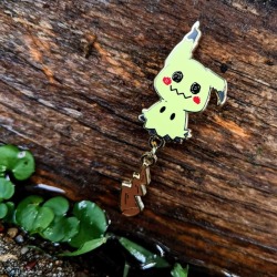 sugarcubedstudios:  Not an Eevee, but he is another favorite: Mimikyu!   That being said, Mimikyu, stop trying to kill Pikachu, you’re already more popular than him! 😳  #enamelpin #enamelpins #enamelpingame #enamelpindesign #pin #pins #pincollector
