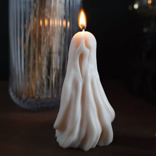 figdays:    Ghoul Gang Candle // TheCosyCrypt