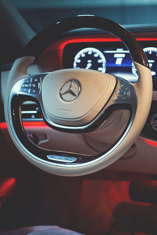 XXX johnny-escobar:  S-Class Benz  photo