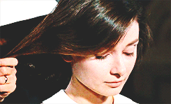 hepburny:  Audrey Hepburn Gets A Haircut As Cameras Roll in The Nun's Story &ldquo;If