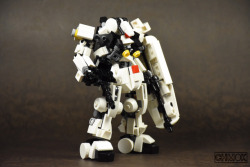 pimpmybricks:  GXX-06 (神盾） by 莫古 http://j.mp/2jbfFg8