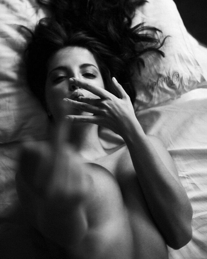 our-ever-thine:  …….come here baby, dont’cha wanna taste……taste what you