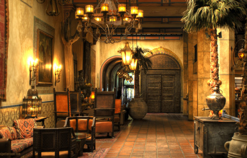 Rustic &amp; Romantic bohemian hotel lobby