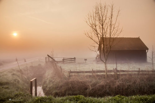 It’s looks like a fairytale,,,,,? by Betuwefotograaf*DeviantART of the Day*