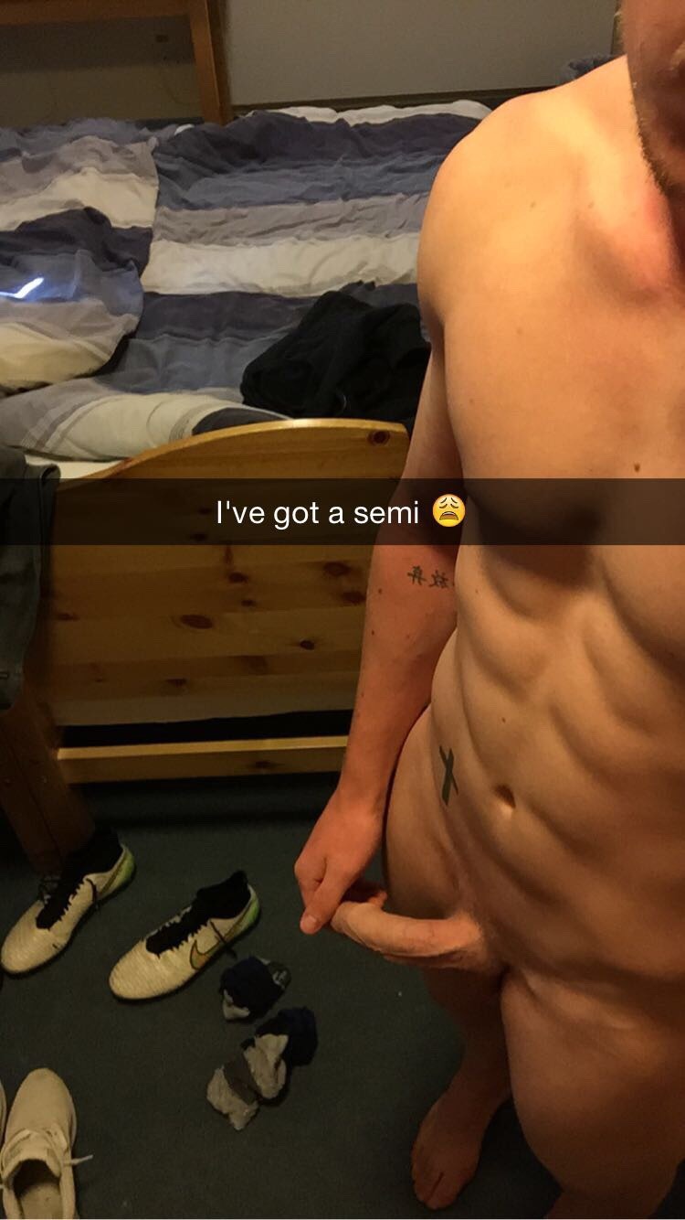 exposedsnapbois:  Footballer 