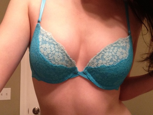 verycuriousvirgin:  Sorry I haven’t posted much this week. I’ve been really busy. :P