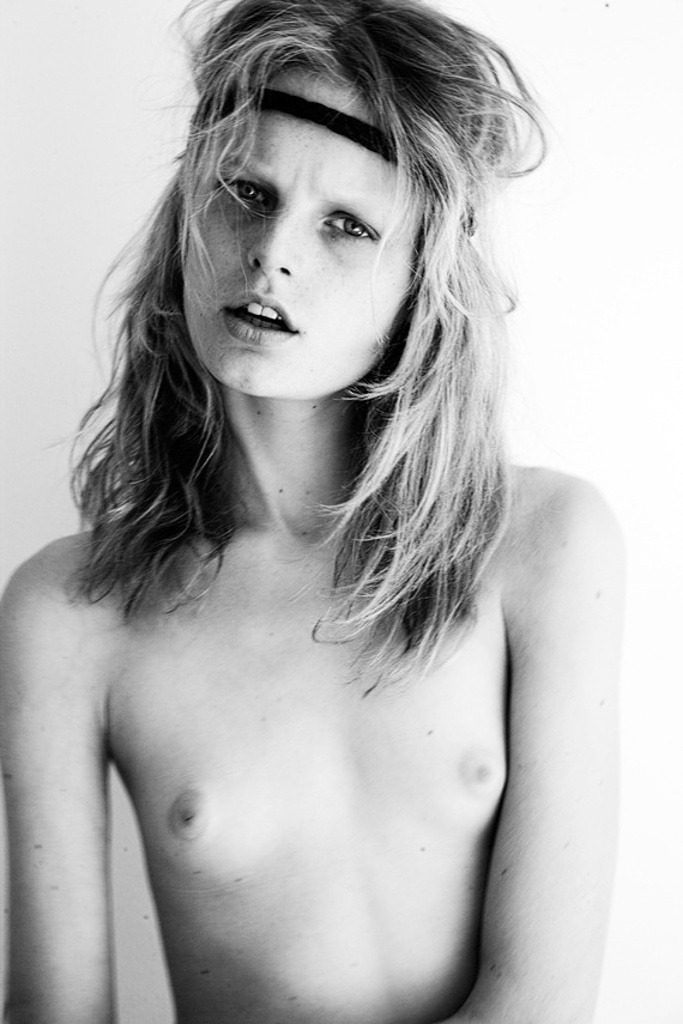 bibop:  fashionfaves:  Hanne Gaby Odiele by Silja Magg  