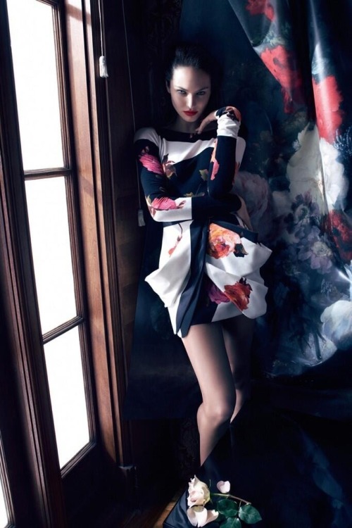 vicsecretmodels:  Candice for blumarine AW 13