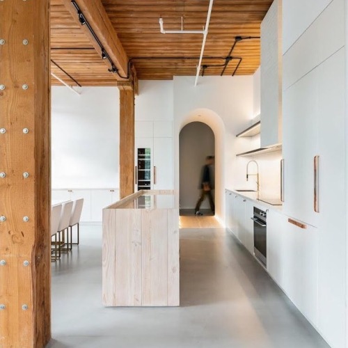 Candy Loft is a minimal interior located in Toronto, Canada, designed by @studioac_architecture by J
