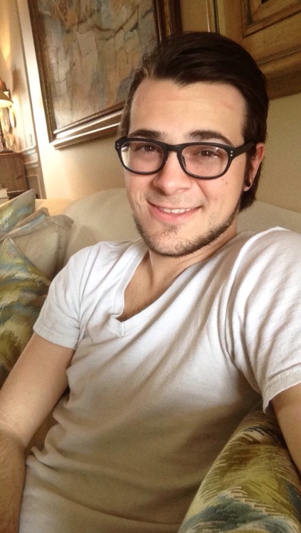 aubsticle:  My new glasses came in yesterday! No most stumbling around before I can put my contacts in in the morning or after I take them out before bed. :D 