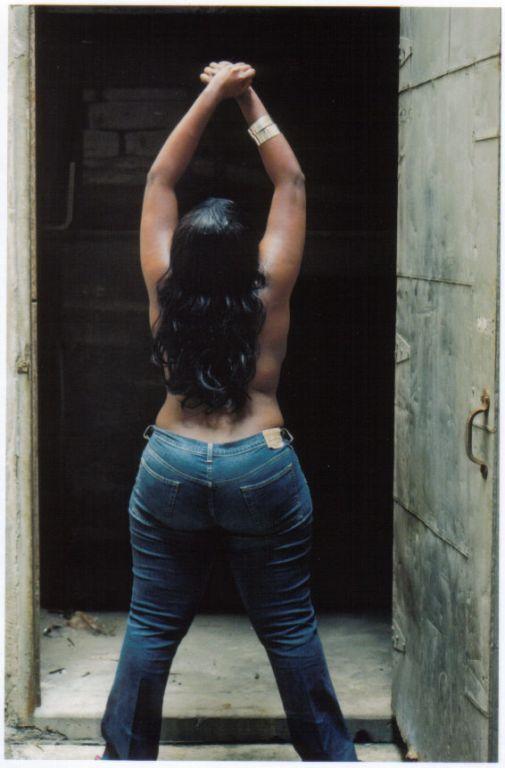 alliwantisbuttandbooty:  Sexy jeans 