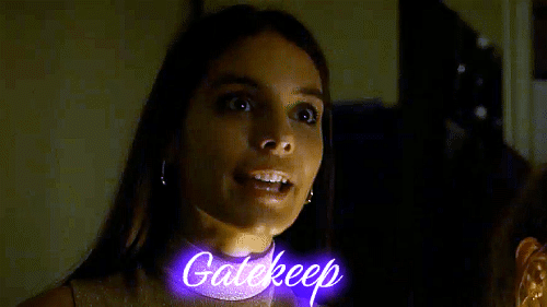 Saskia "gaslight Gatekeep Girlboss" Van Der Beek