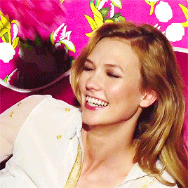 karlie-sunshine-kloss:karliekloss  #youbeyou @dvf