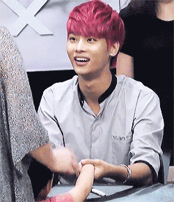 richboychen-deactivated20130930:  Hakyeon's cute little fan ( ´ ▽ ` )ﾉ*:・ﾟ✧