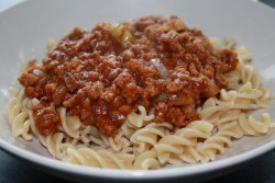 im-horngry:  Vegan Pasta Bolognese - As