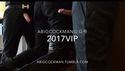 abigcockman: abigcockman: abigcockman2017vip 第六季 正装肌肉公0⃣️之捆绑虐操图片预览 上集 2017vip 第七季 野外迷彩鸟笼虐恋敬请期待