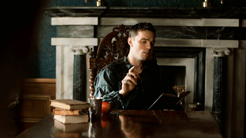 NICHOLAS HOULT as Peter III of Russia 
The Great, Animal Instincts (s02e05) #thegreatedit#thegreatdaily#perioddramaedit#gifshistorical#nhoultedit #peter iii of russia #the great#nicholas hoult #nicholas hoult gifs #tvedit#*gifs#*mine#n:50