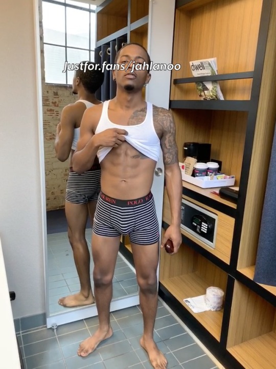 kingjah69:      kingjah @ JustFor.Fans 