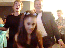 cooperselizabeth:   I really really really really really really like youAnd I want
