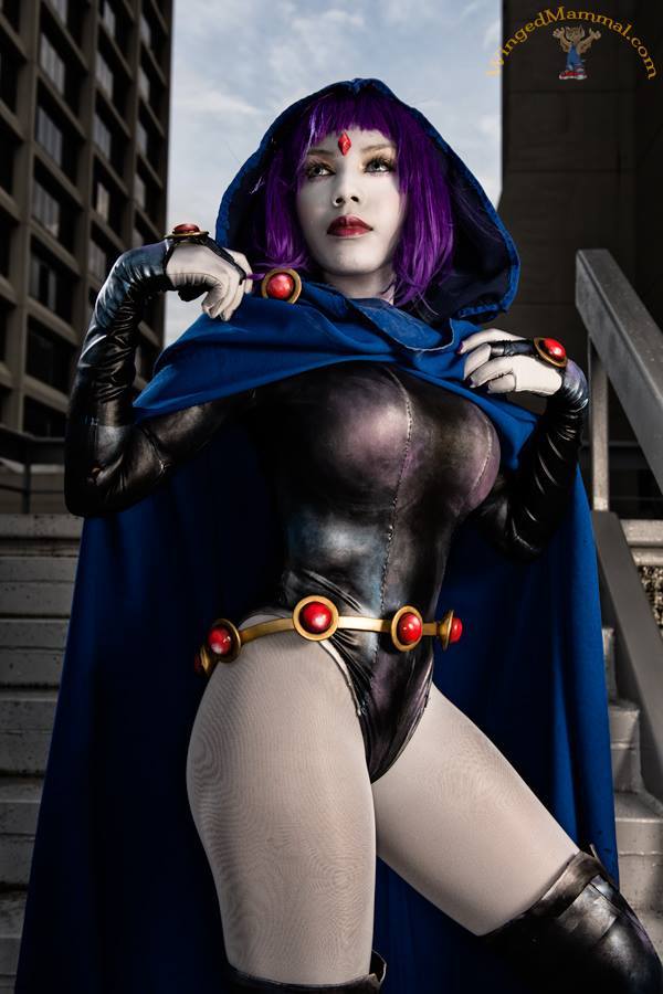 superheroesincolor:   Raven Cosplay by Sami Bess  Get the comics here [ Follow