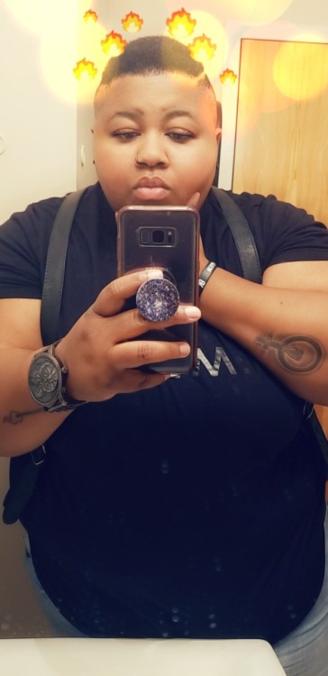 everything-but-my-bones:Yesterday’s look ft. my favorite accessory and my wild feminist tshirt