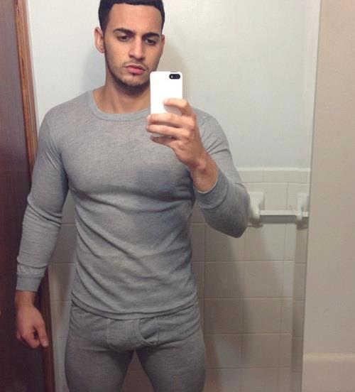 2sthboiz:  MORE ROUND THE WORLD BATHROOM/TOILET/LOCKER ROOM RANDOMS 