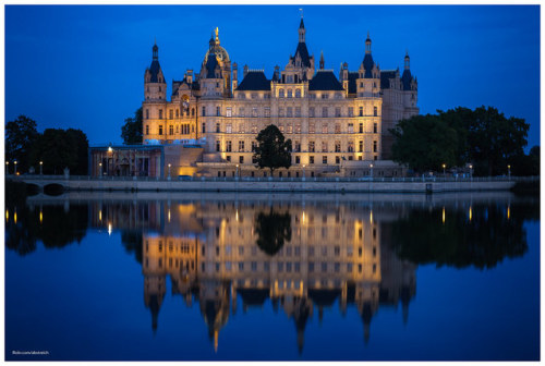 Schwerin | Germany by abstreich The Schwerin Palace (also known as Schwerin Castle), is a palatial s