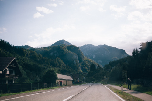 urbantenting:  Last month we were on the road from Germany to Croatia with stops in Austria, Slovenia and Italy. We stayed one night in the beautiful national park called “Gesäuse” before we drove to South Croatia. 