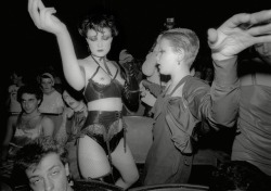 historium:Siouxsie Sioux and Debbie Juvenile