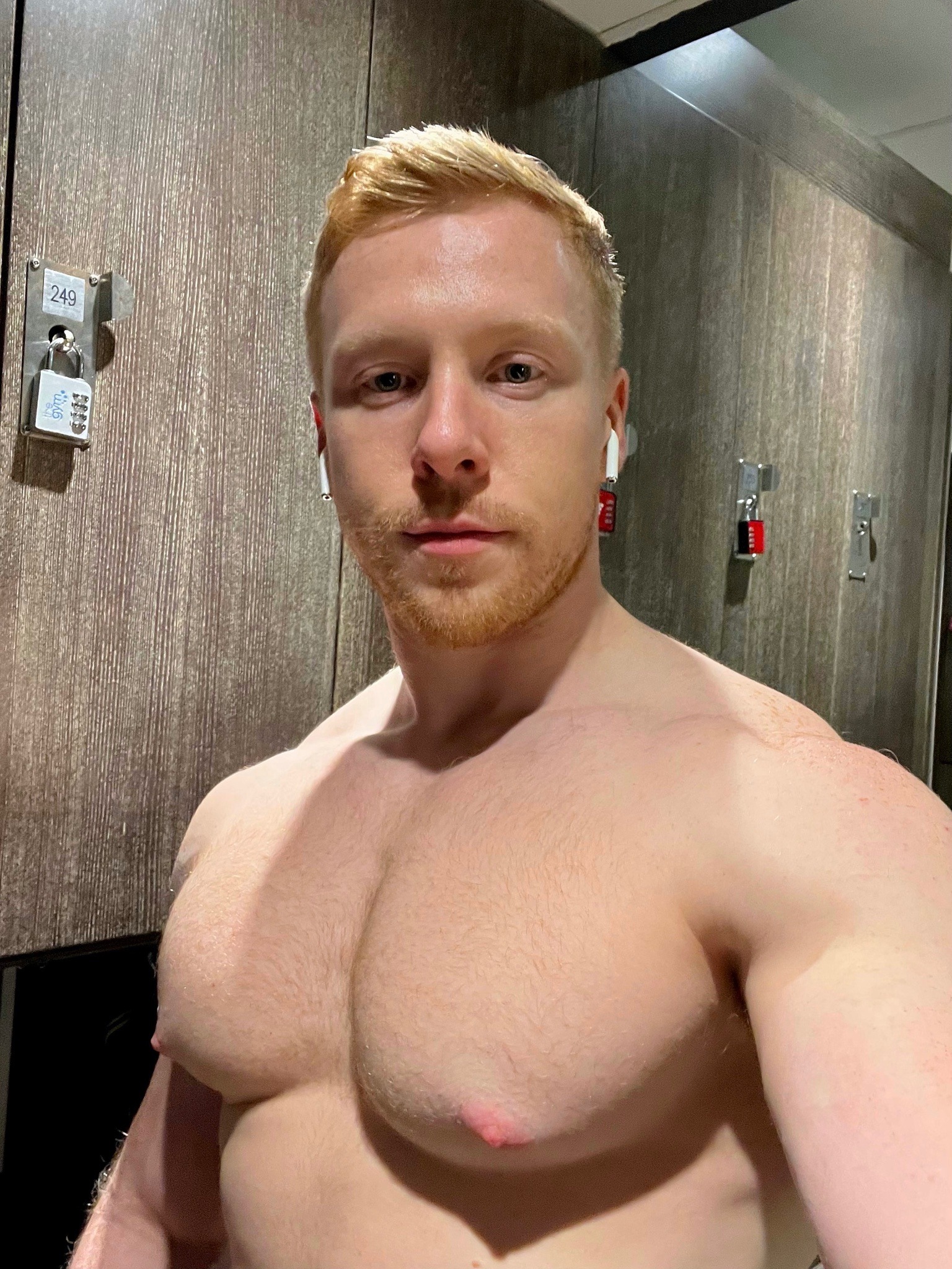 nagivaughn:Twit: _DMfit