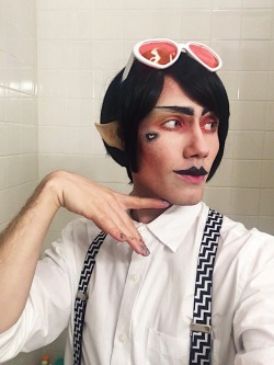 memimes:i have two pieces for my edward cosplay but i did a makeup test anyway
