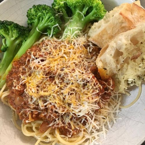 Pasta Bolognese, Garlic Bread, and some green stuff for dinner. Not too shabby if I do say so myself