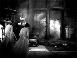 classichorrorblog:DraculaDirected by Tod Browning (1931)  