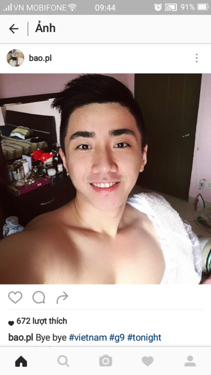 huutop:  kendamdang:  Chắc số mình may mắn =)) Up trên instagram cách đây 3p rồi xóa…  My idol 😦