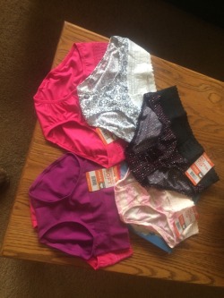 Stopped at kohl’s on the way home and got some new panties 😊!!! I love shopping for my sissy clothes in public!!