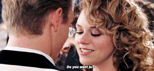 leytongifs: leyton in every episode: 4x17 - it gets worse at night