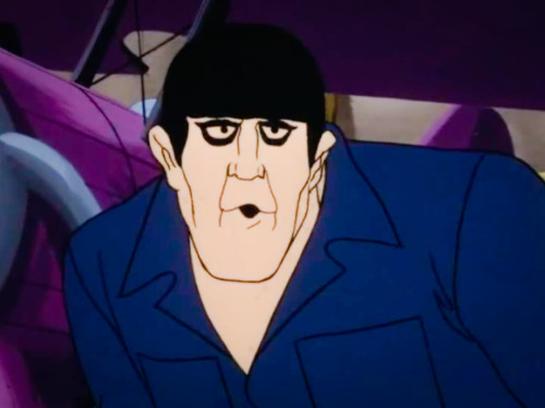 scoobydoomistakes:  Dracula + Mr. Spock + A Raccoon = this background character