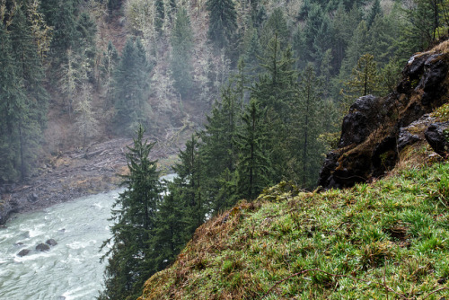 brutalgeneration:  Snoqualmie Falls by John Westrock on Flickr.