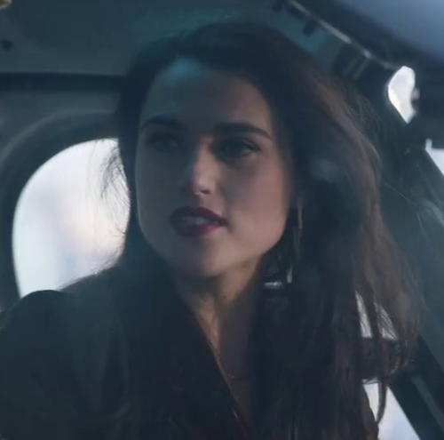Lena Luthor's Hairstyles In Season 2. 1/5