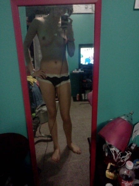 sexygirlselfy: mirroshots