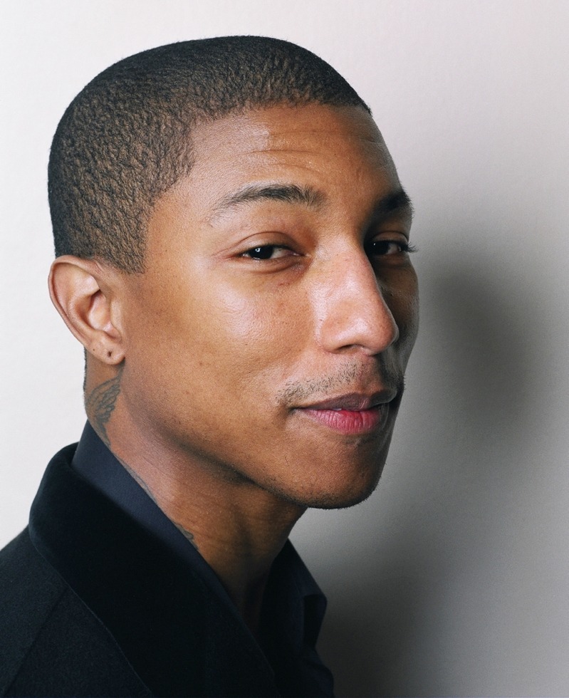 lucie-k:  k—swan:  misterand:  Pharrell | Frederic Aranda  he’s so fineee wtf